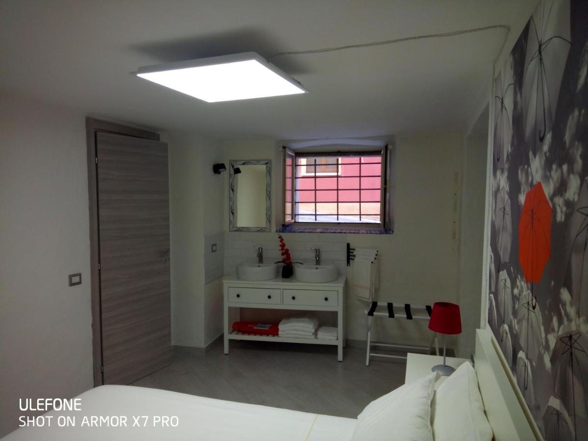 Ombrellorosso Apartment Cagliari Ngoại thất bức ảnh