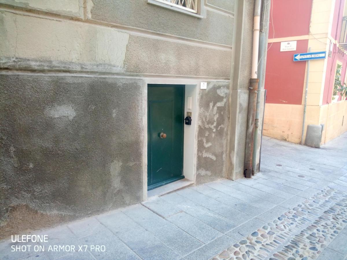 Ombrellorosso Apartment Cagliari Ngoại thất bức ảnh